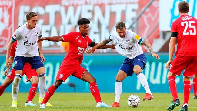 明的职业前 明的职业前