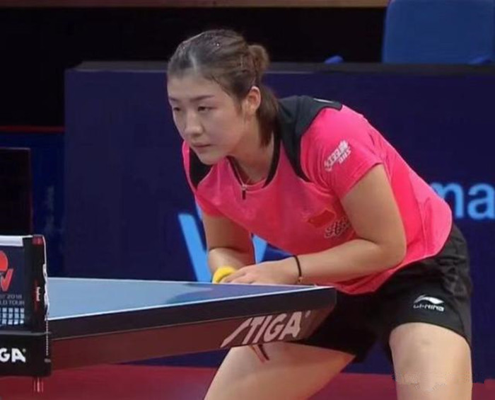 赫然入目的 赫然入目的