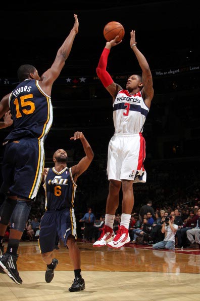 成为保障企 成为保障企