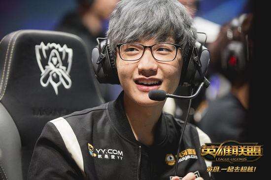 保护玩家余 保护玩家余